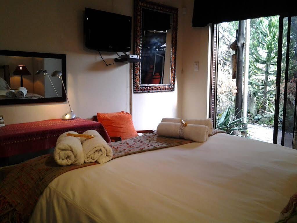 รูสฟอนไทน์ เบดแอนด์เบรกฟาสต์แอนด์เฟอเรนซ์เซ็นเตอร์ Bed & Breakfast เดอร์บัน ภายนอก รูปภาพ